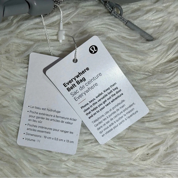 Lululemon Athletica Everywhere belt bag 1L Silver Drop - Picture 11 of 17
